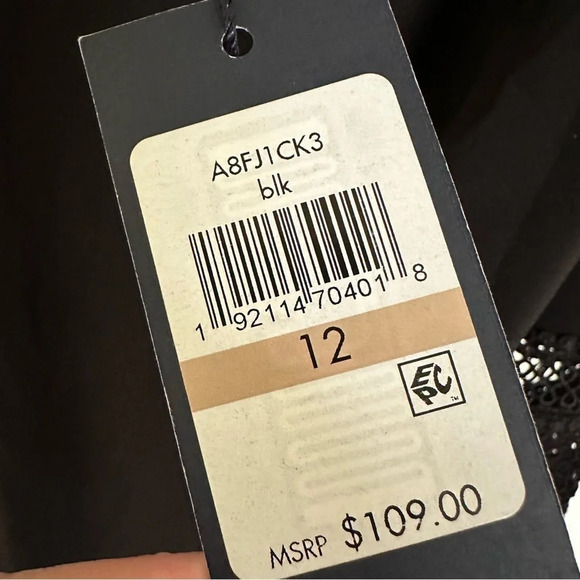 NWT Tommy Hilfiger Women’s size 12 Black Dress Lace Bell Sleeves Modest Career - Picture 8 of 8